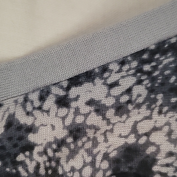 Apostrophe cardigan - Picture 4 of 5